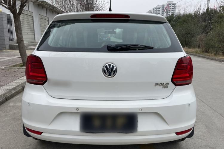 Used Volkswagen Polo 2016 1.6L Automatic Comfort Model
