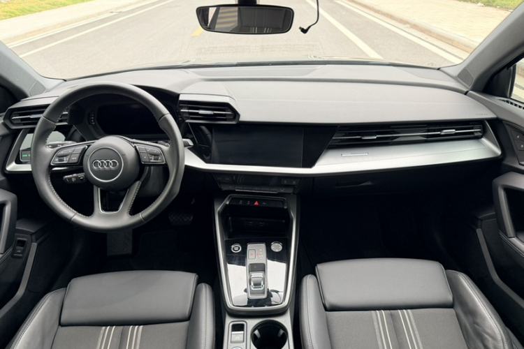 Used Audi A3 2021 Sportback 35 TFSI Fashionable Sports Model Interior 3