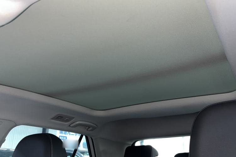 Used Volkswagen T-ROC 2018 280TSI DSG Two-Wheel Drive Comfort Version China VI Standard Headliner