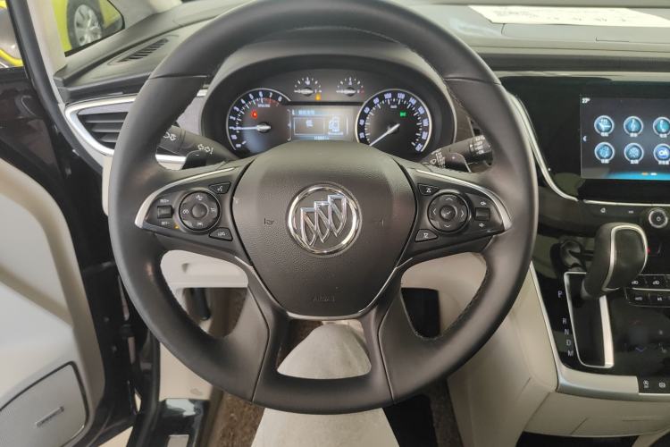 Used Buick GL8 2017 28T Avenir Avia National Emission Standard V