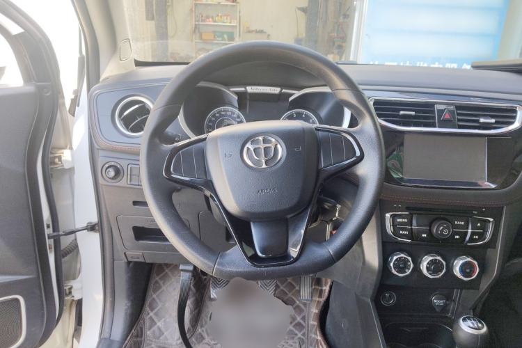 Used Brilliance V3 2016 1.5L Manual Comfort Model Steering Wheel