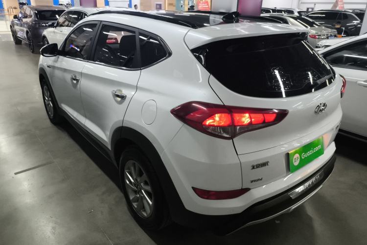 Used Hyundai Tucson 2018 1.6T Dual-Clutch Two-Wheel Drive 15th Anniversary Special Edition Exterior 2