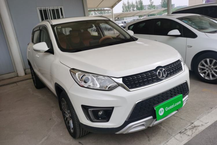 Used BAIC Senova X35 2016 1.5L Automatic Luxury Edition Front Right 45 Deg