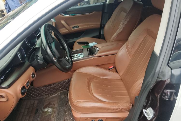 Used Maserati President 2013 3.0T Standard Model Left Front Seat