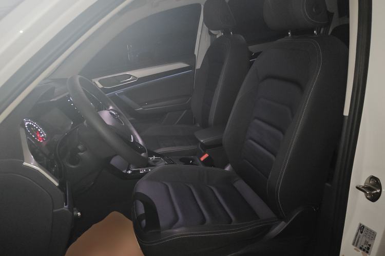 Used Volkswagen Tayron 2022 280TSI Two-Wheel Drive Luxury Smart Connectivity Version
