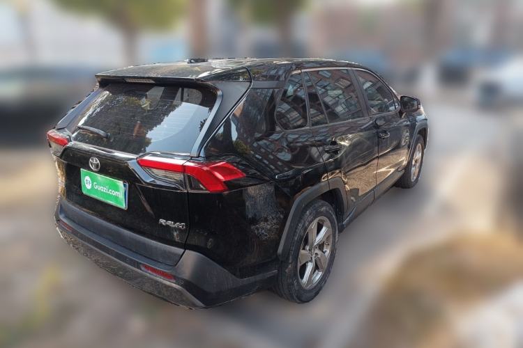 Used Toyota RAV4 2022 2.0L CVT Two-Wheel Drive Fashion Plus Edition
