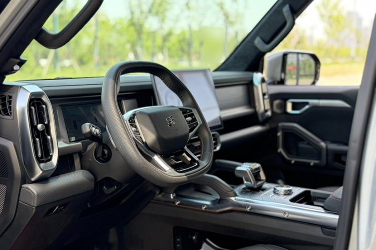 Used JETOUR Traveler 2023 2.0T All-Wheel Drive Conquer PRO
