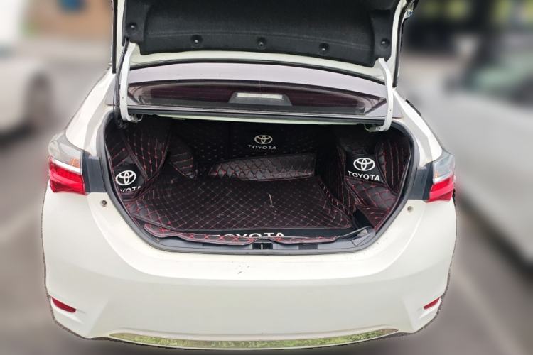 Used Toyota Corolla 2017 Revised Version 1.2T S-CVT GL-i Leather Edition Trunk