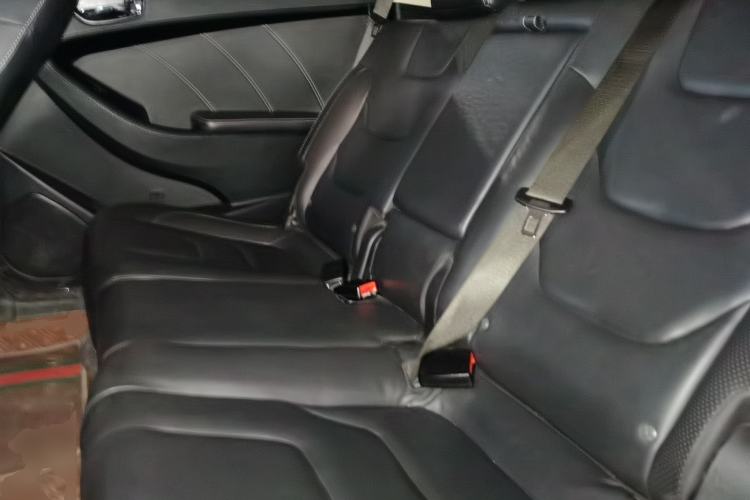 Used Dongfeng Fengon 580 2017 1.5T Manual Luxury Model
