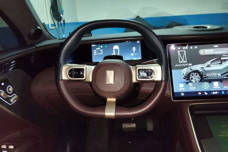 Used Avatr 11 2023 HarmonyOS Version Smart Enjoyment Upgrade Model 90-Degree Rear-Wheel Drive Edition