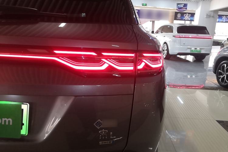 Used BYD Song L DM-i 2025 Intelligent Driving Version 112 km Leading Trim Right Rear Taillight