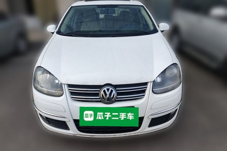 Used Volkswagen Sagitar 2011 1.6L Automatic Comfort Edition Front