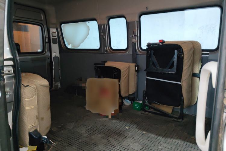 Used SAIC MAXUS Xintu V80 2021 2.0T Manual Classic Aoyuntong 127 PS Mid-axle Mid-roof 6/7/8/9-Seater