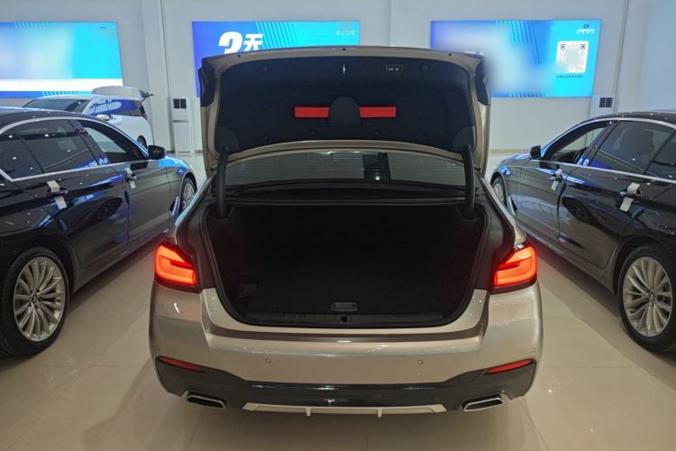 Used BMW 5 Series New Energy 2021 535Le Pioneer Edition M Sport Package