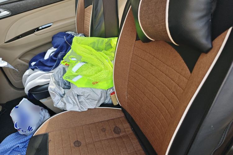 Used Wuling 730 2020 Commercial Vehicle 1.5L Manual Value Edition 7 Seats
