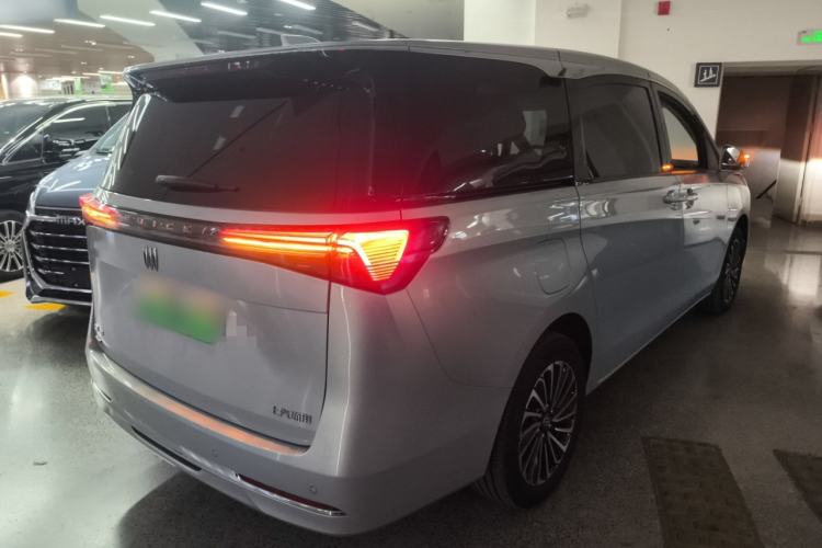 Used Buick GL8 New Energy 2025 Lushang First-Drive Edition 7-Seater
