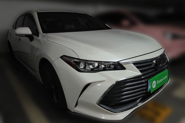 Used Toyota Avalon 2019 2.0L XLE Premium Edition China VI Front Right 45 Deg