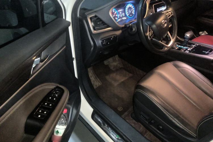 Used GAC Trumpchi GS5 2019 235T Automatic Elite Edition Driver Seat