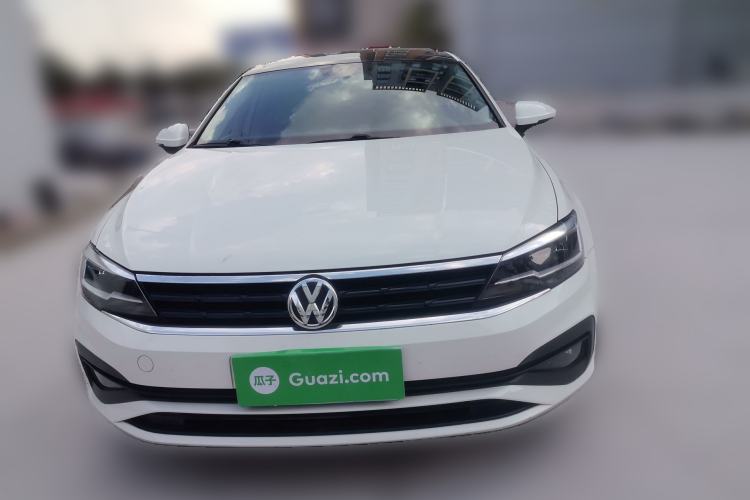 Used Volkswagen Lamando 2019 230TSI DSG Fashion Edition China VI
