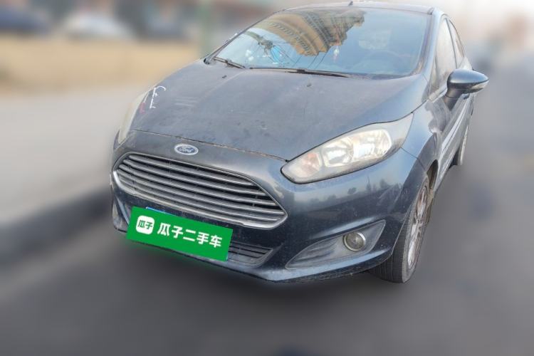 Used Ford Fiesta 2013 Hatchback 1.5L Automatic Fashion Edition
