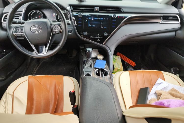 Used Toyota Camry 2019 Revised Version 2.0G Luxury Edition