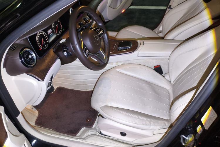 Used Mercedes-Benz E-Class 2019 Facelifted E 300 L Stylish Version
