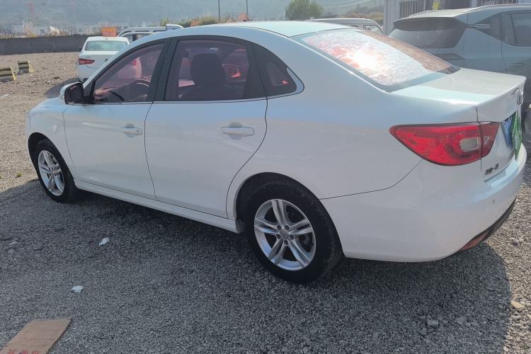 Used Bestune B30 2017 1.6L automatic comfort version
