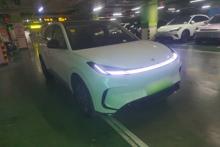 Used ARCFOX T1 2025 Model 425 PLUS
