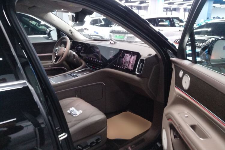 Used Hima AITO M9 2025 Extended-Range Ultra Version 52 kWh 6-Seater
