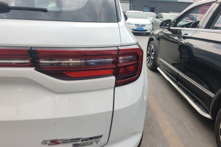 Used CHANGAN CS35PLUS 2019 1.4T DCT Chuanlian Blue Whale Edition
