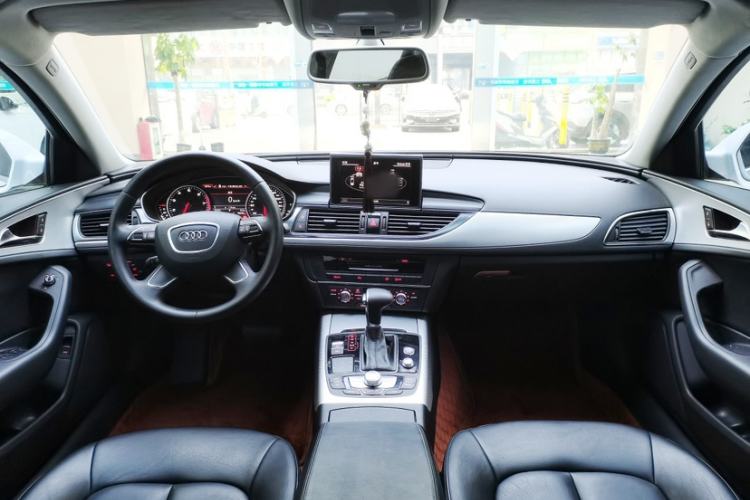 Used Audi A6L 2012 30 FSI Technology Edition Interior 1