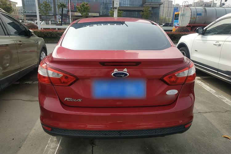 Used Ford Focus 2012 Sedan 1.6L Automatic Comfort Model
