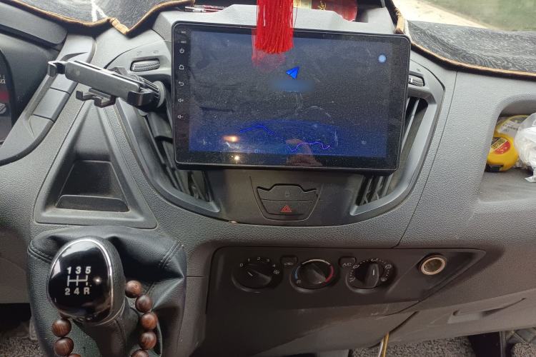 Used Ford Transit 2019 2.0T Diesel Multi-Purpose Commercial Vehicle Mid-Drive Mid-Roof 6-Seater China VI Standard
