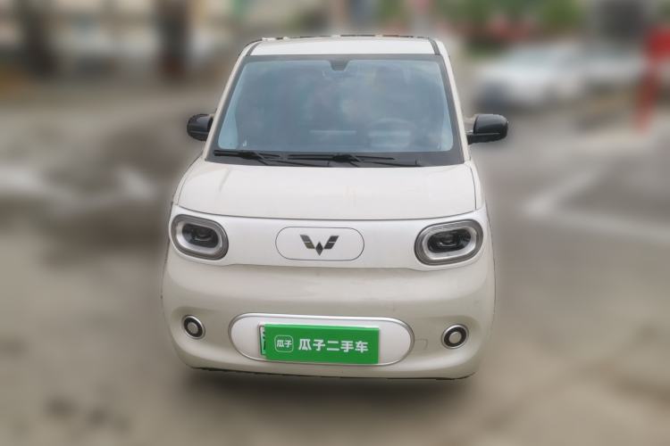 Used Wuling Hongguang MINIEV 2024 3rd Generation 215km Youth Edition Front