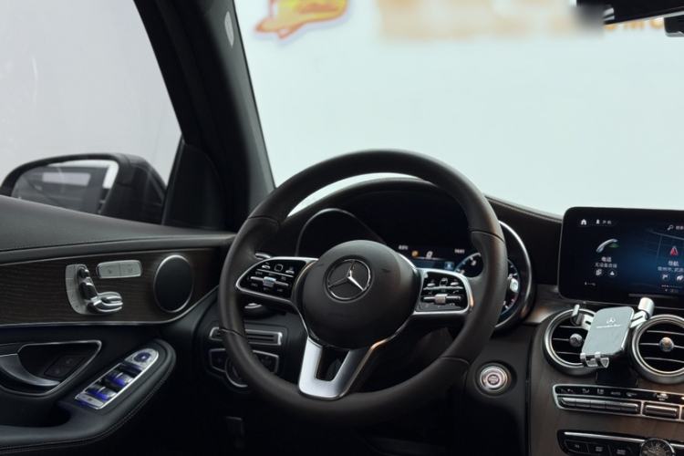 Used Mercedes-Benz GLC 2021 GLC 260 L 4MATIC Luxury Model
