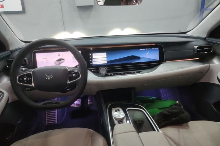 Used ARCFOX Alpha S 2022 708S+ Little Prince Collaboration Edition Center Console