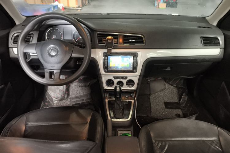 Used Volkswagen Gran Lavida 2013 1.6L Automatic Comfort Model
