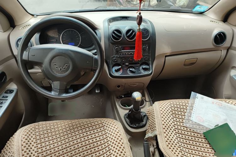 Used Wuling Hongguang 2010 1.4L Comfort Version
