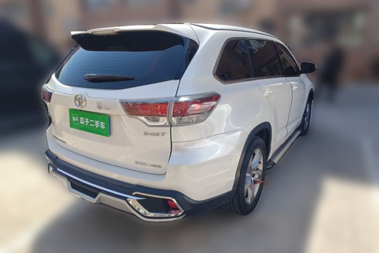 Used Toyota Highlander 2015 2.0T Four-Wheel Drive Luxury Edition 7-Seater Rear Right 45 Deg