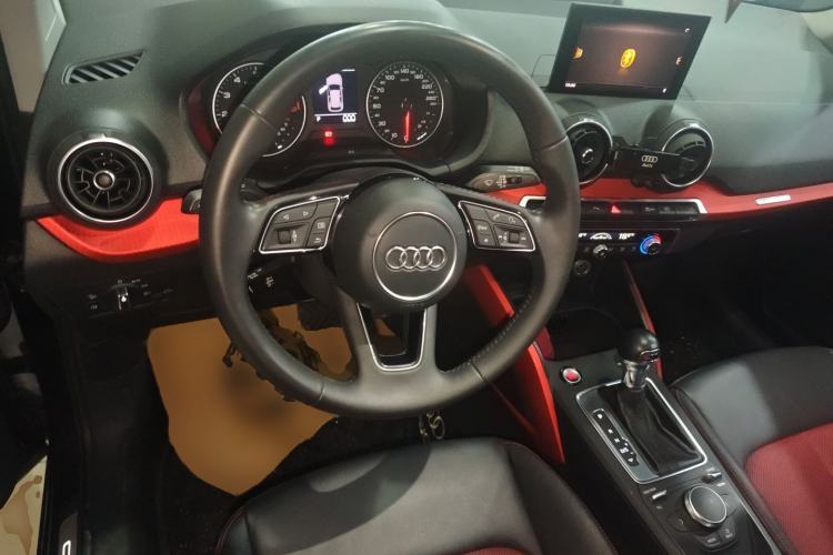 Used Audi Q2L 2018 35 TFSI Fashion Dynamic Version China V Emission Standard Steering Wheel