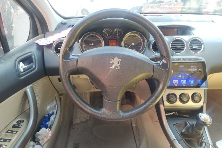 Used Peugeot 408 2011 1.6L Manual Comfort Edition Steering Wheel