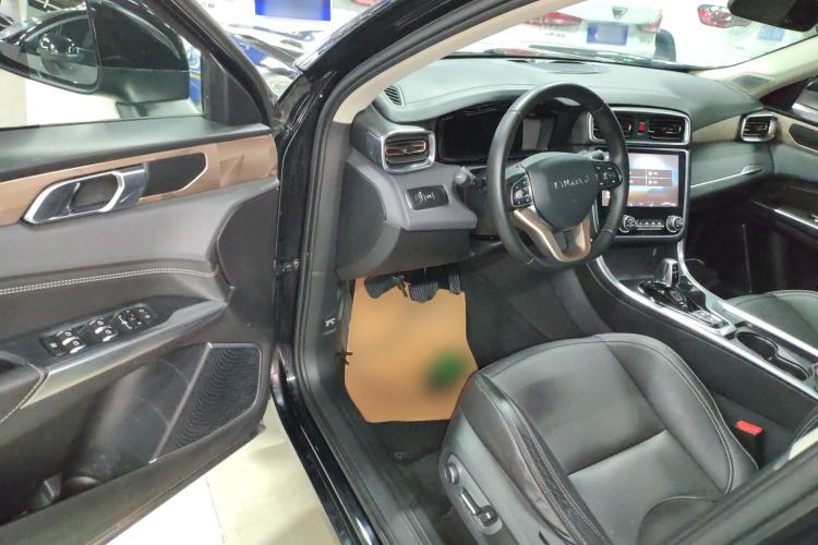 Used Lynk & Co 01 2017 2.0T Two-Wheel Drive Pro Edition
