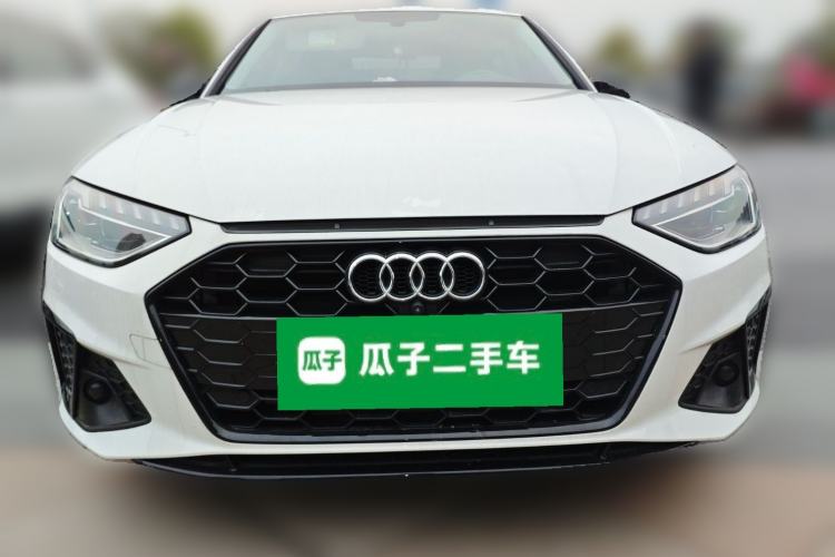 Used Audi A4L 2022 40 TFSI Luxury Dynamic Model
