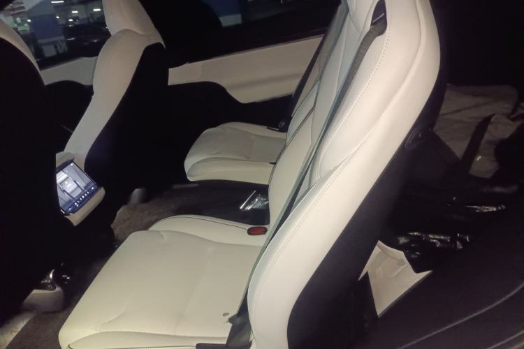 Used Tesla Model X 2023 Three-Motor All-Wheel-Drive Plaid Version Left Rear Seat