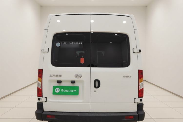 Used SAIC MAXUS Xintu V80 2019 2.5T Classic Edition 6-Speed Manual – Aoyuntong Short Wheelbase Mid-Height Design 5/6 Seats