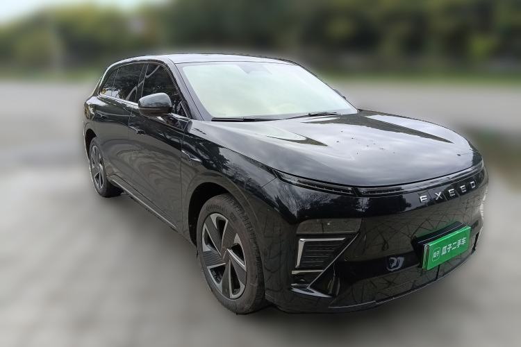 Used EXEED Star Era ET 2024 Range-Extended 200 Pro+ Front Right 45 Deg