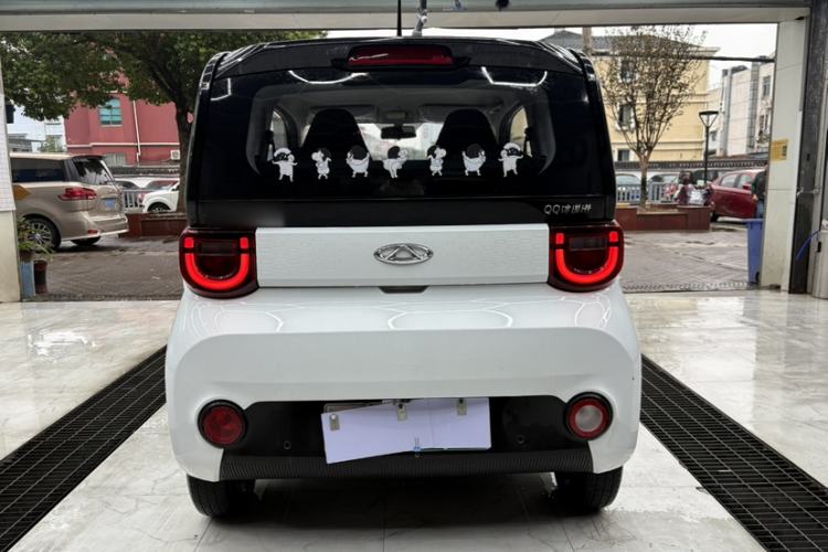 Used Chery QQ Ice Cream 2022 120km Conical Shape Lithium Iron Phosphate
