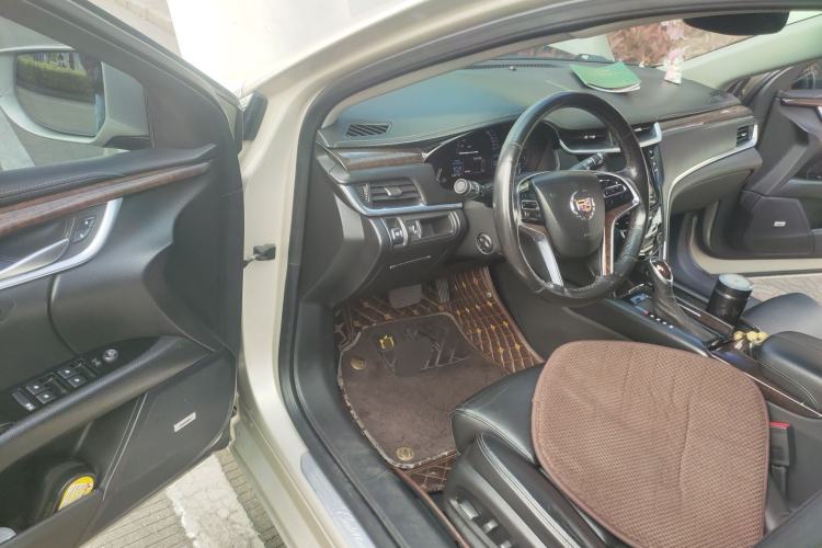 Used Cadillac XTS 2013 28T Luxury Model Driver Seat