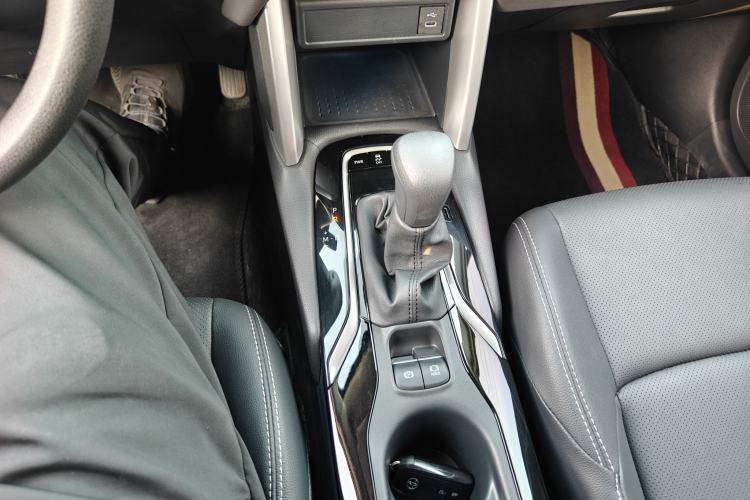 Used Toyota FRONTLANDER 2024 2.0L CVT Luxury Edition