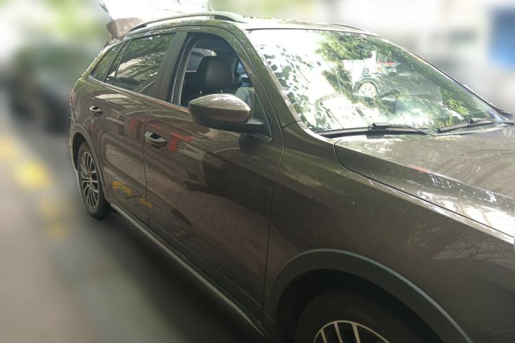 Used Volkswagen Cross Lavida 2014 1.6L Automatic
